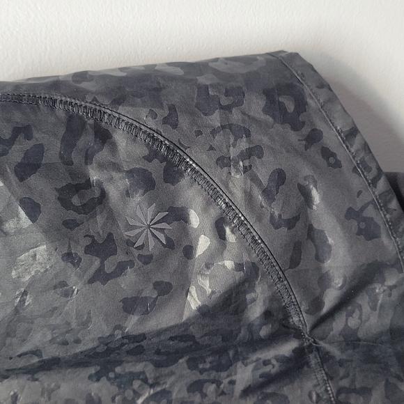 Athleta 2 in 1 Rainier Tight Shorts with Leggings SIze XLT XL Tall - Picture 10 of 15